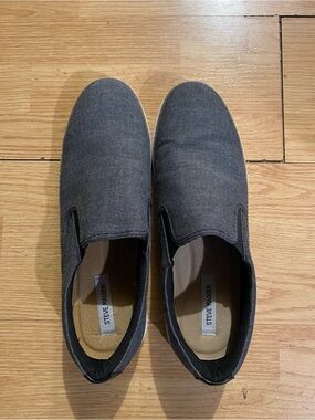 Steve Madden Charcoal Gray Slip-On Loafers